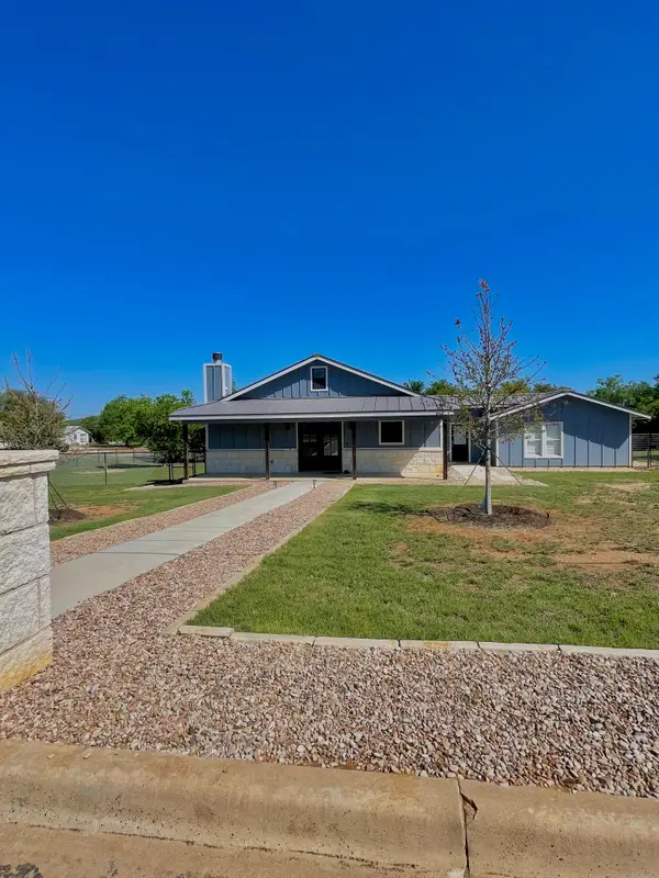 603 E Ellis Street, Llano, TX 78643