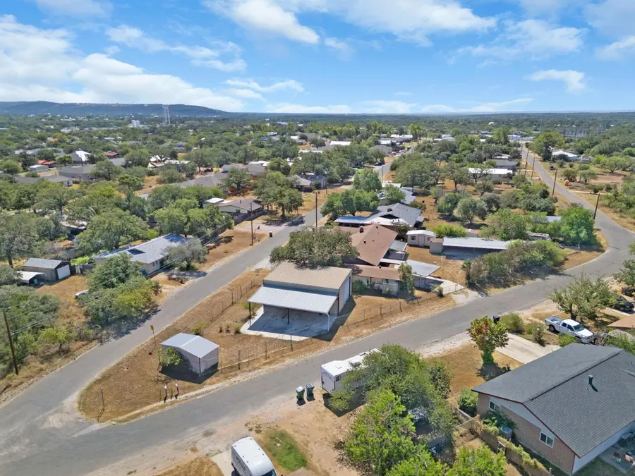 2025 Forest Trl, Kingsland, TX 78639 - Image #2