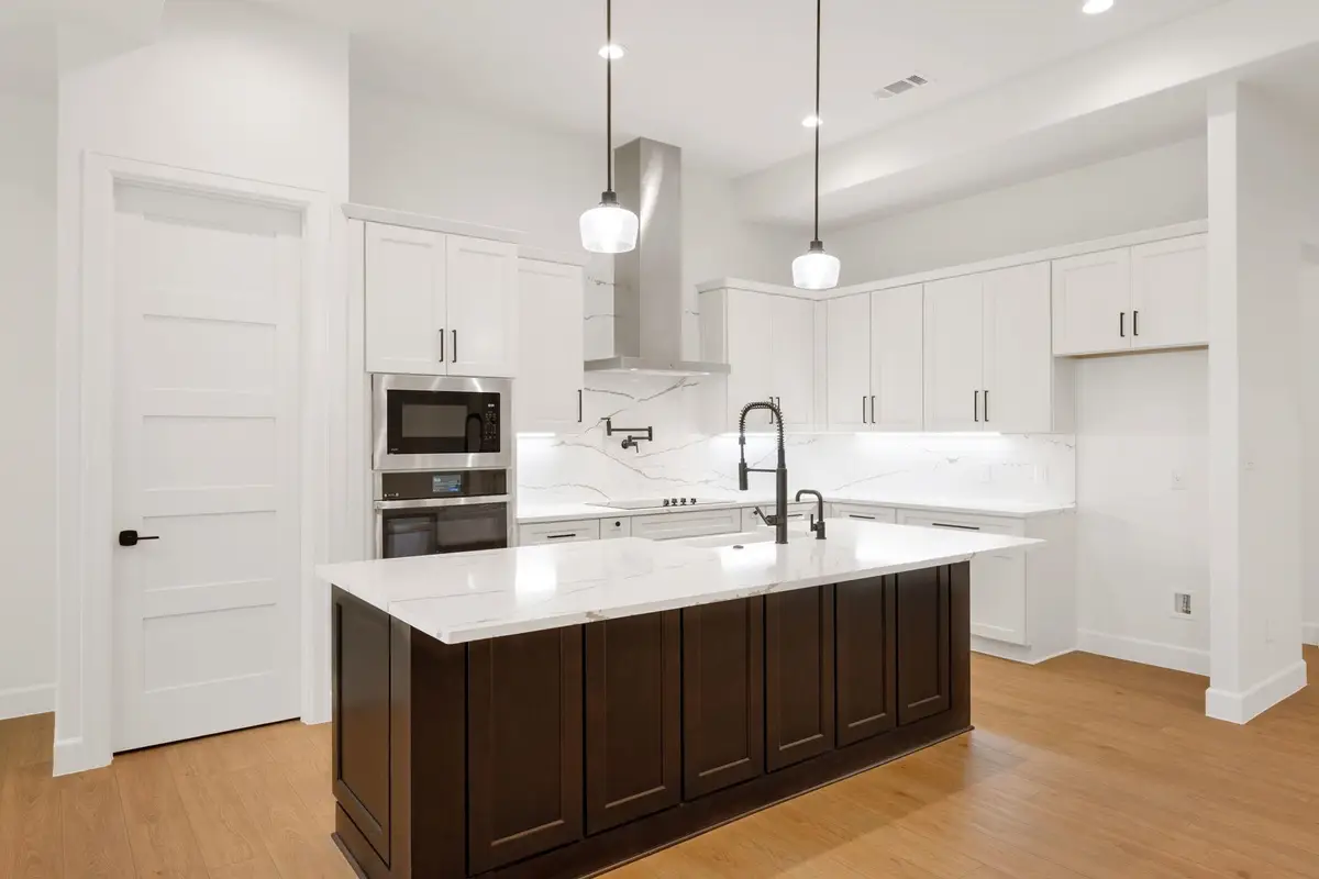 310 Apache Tears, Horseshoe Bay, TX 78657 - Image #1