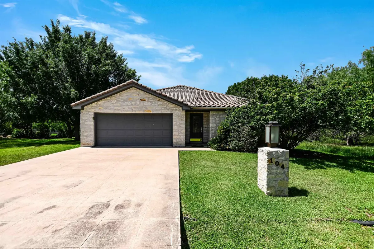 104 Springfield, Horseshoe Bay, TX 78657 - Image #1