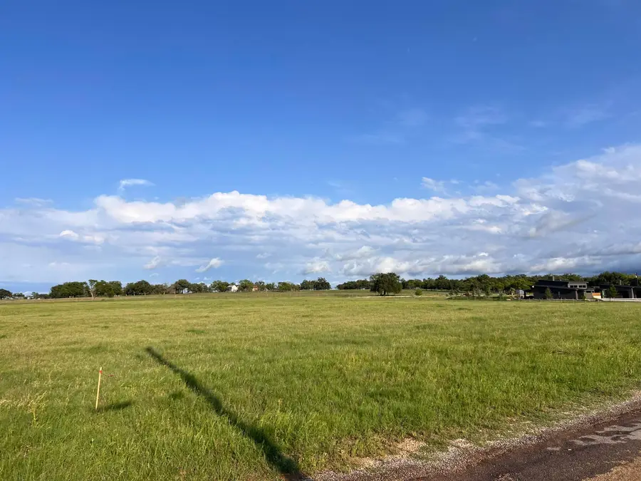 1408 N Countryside Bend, Fredericksburg, TX 78624 - Image #3