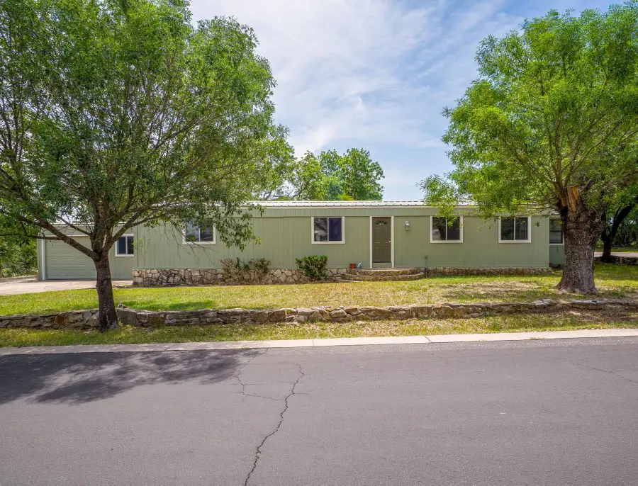 1605 Colonneh, Horseshoe Bay, TX 78657 - Image #2