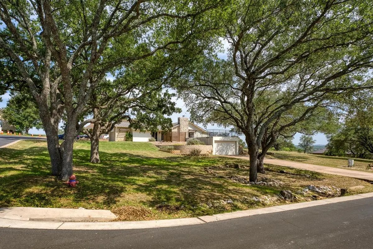 305 Onyx, Horseshoe Bay, TX 78657 - Image #1