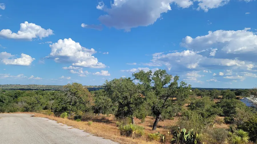 105 Iron Rose, Horseshoe Bay, TX 78657 - Image #2