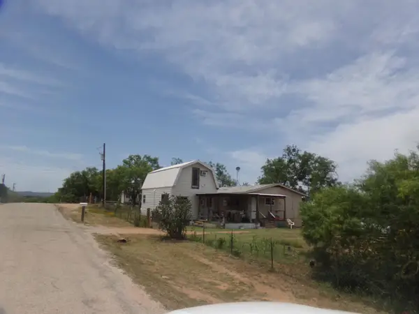 514 Valley, Kingsland, TX 78639