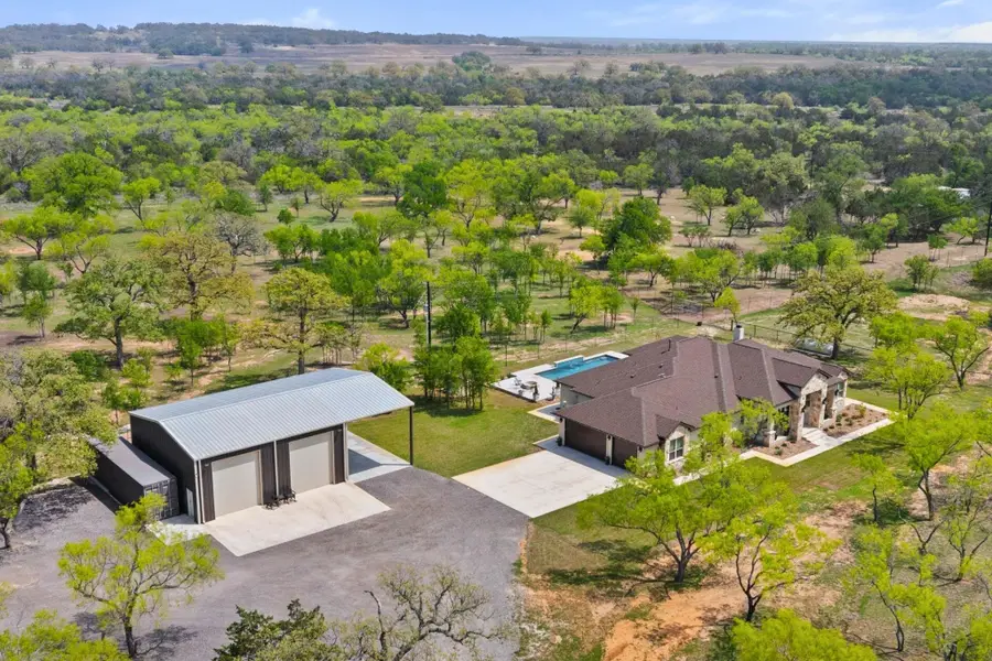 10090 Ranch Road 1323, Johnson City, TX 78636 - Image #2