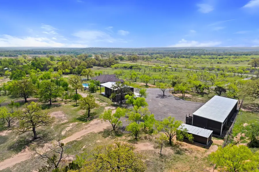 10090 Ranch Road 1323, Johnson City, TX 78636 - Image #3