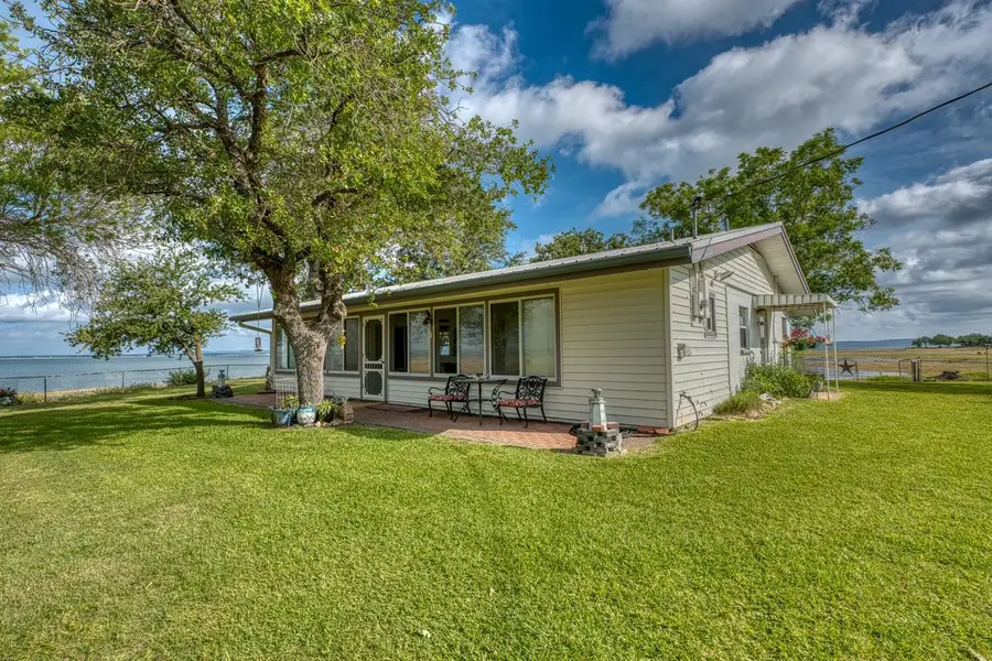 106 Chuckwagon, Burnet, TX 78611 - Image #2