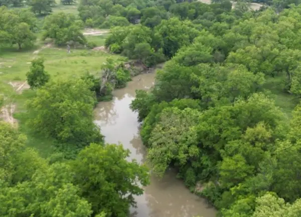 708 W Gunter Street, San Saba, TX 76871