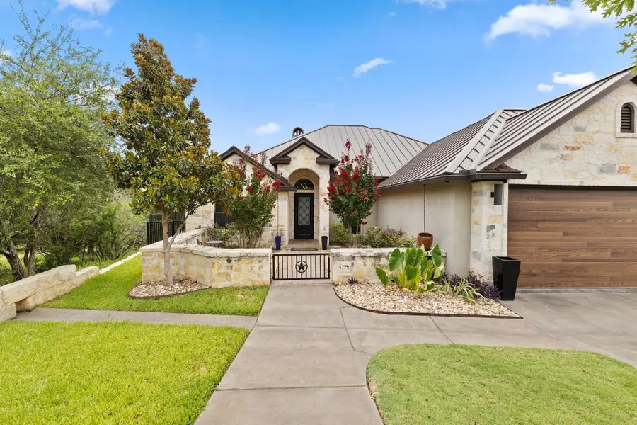 303 Emerald Way, Horseshoe Bay, TX 78657-0000 - Image #3