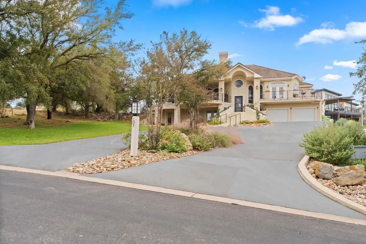 205 Kites Court, Horseshoe Bay, TX 78657 - Image #1
