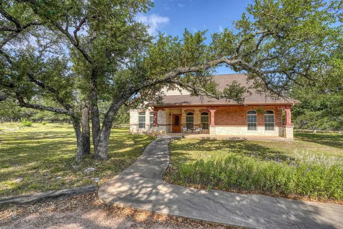 1050 Twisted Oak, Horseshoe Bay, TX 78657 - #1