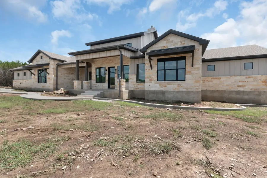 209 Burnet Oaks, Burnet, TX 78622 - Image #2