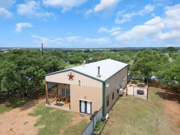 609 W Leon, Llano, TX 78643
