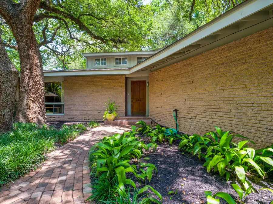 1110 Arbor Ln, Marble Falls, TX 78654 - Image #2