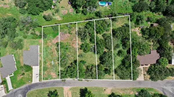 000 Mc Arthur Avenue, Kingsland, TX 78639