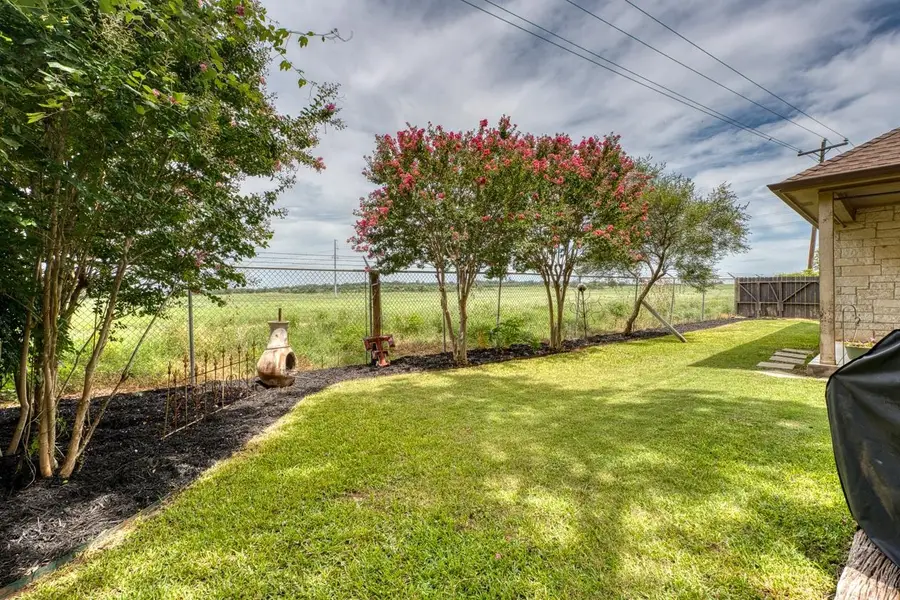 290 Turkey Run, Meadowlakes, TX 78654 - Image #2