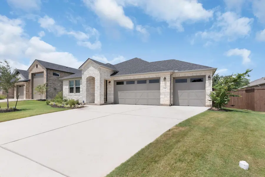 236 Firethorn Road, Marble Falls, TX 78654-2505 - Image #3