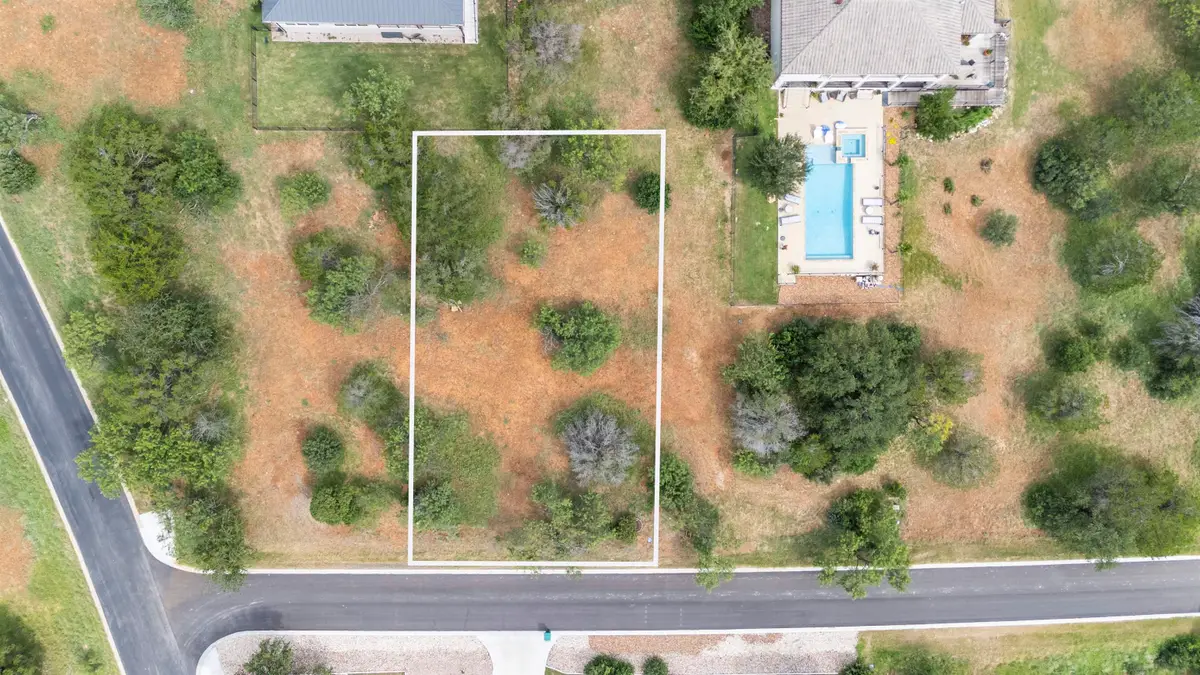 302 Sweetgrass, Horseshoe Bay, TX 78657 - Image #1