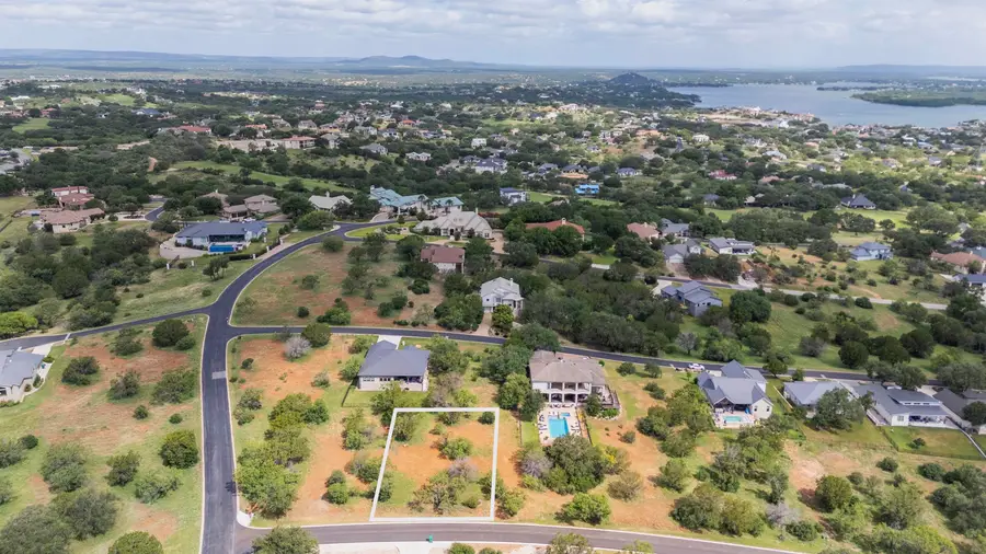 302 Sweetgrass, Horseshoe Bay, TX 78657 - Image #2