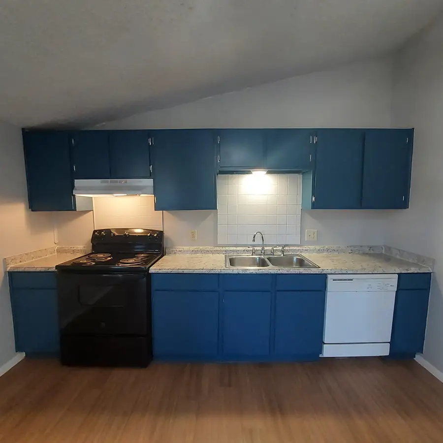 501 S Avenue N, #13, Marble Falls, TX 78654 - Image #2