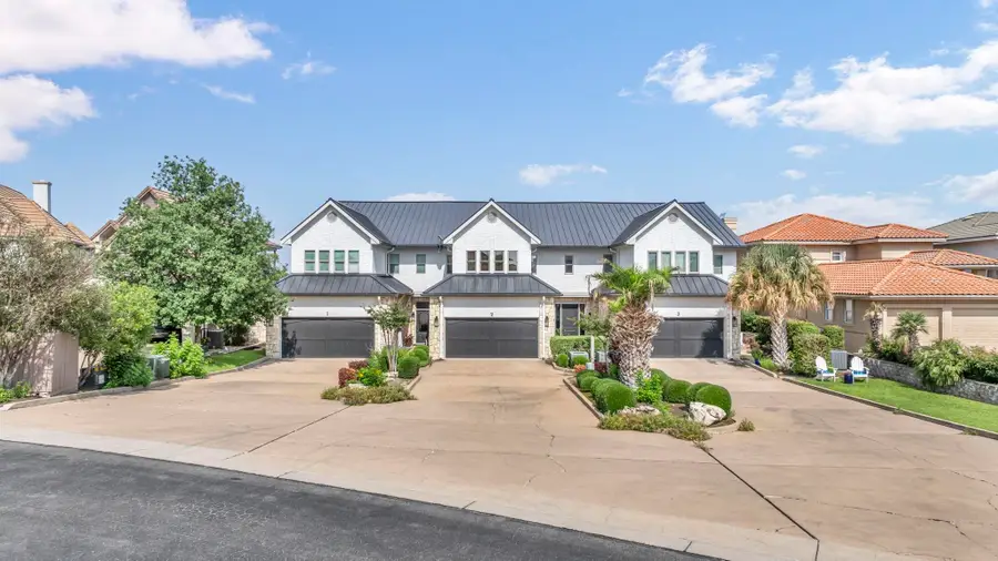 407 Island Drive, Horseshoe Bay, TX 78657 - Image #2