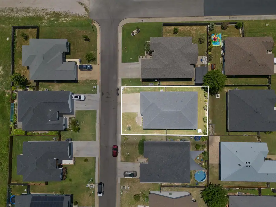 104 N Thomas Cove, Burnet, TX 78611 - Image #3