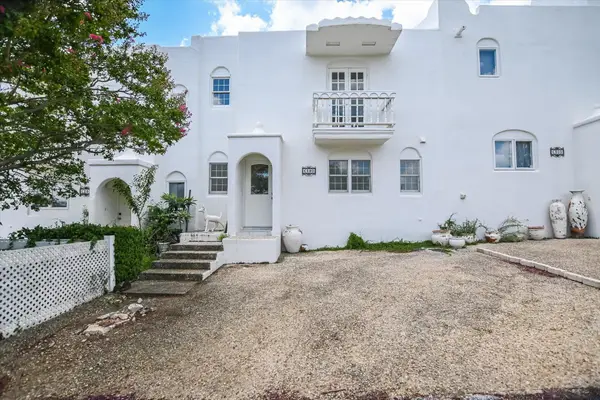 108 Lachite C-290, Horseshoe Bay, TX 78657