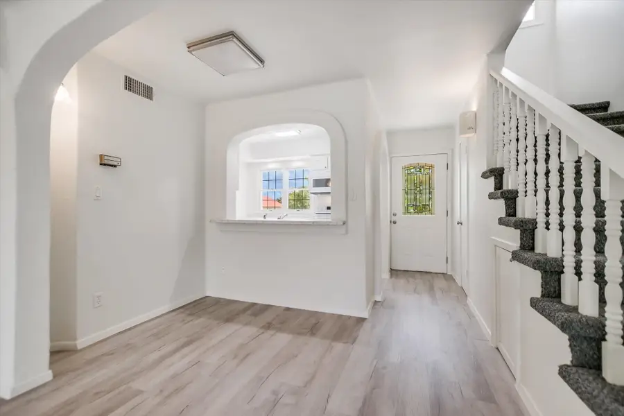 108 Lachite C-290, Horseshoe Bay, TX 78657 - Image #2