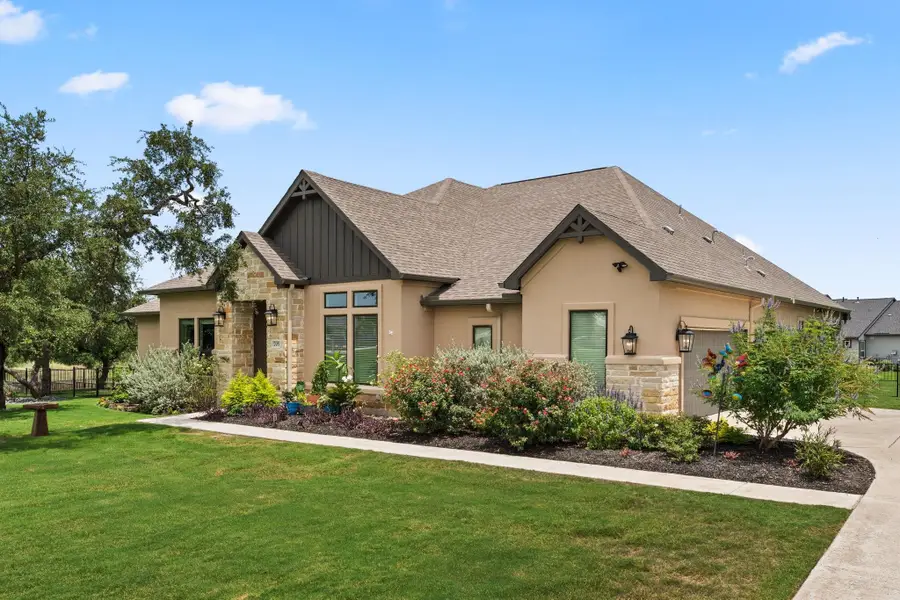 705 Spicewood Trails Dr, Spicewood, TX 78669 - Image #2
