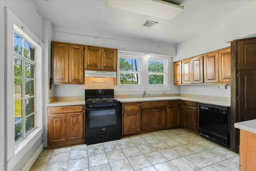 1712 Fm 963, Burnet, TX 78611 - Image #2