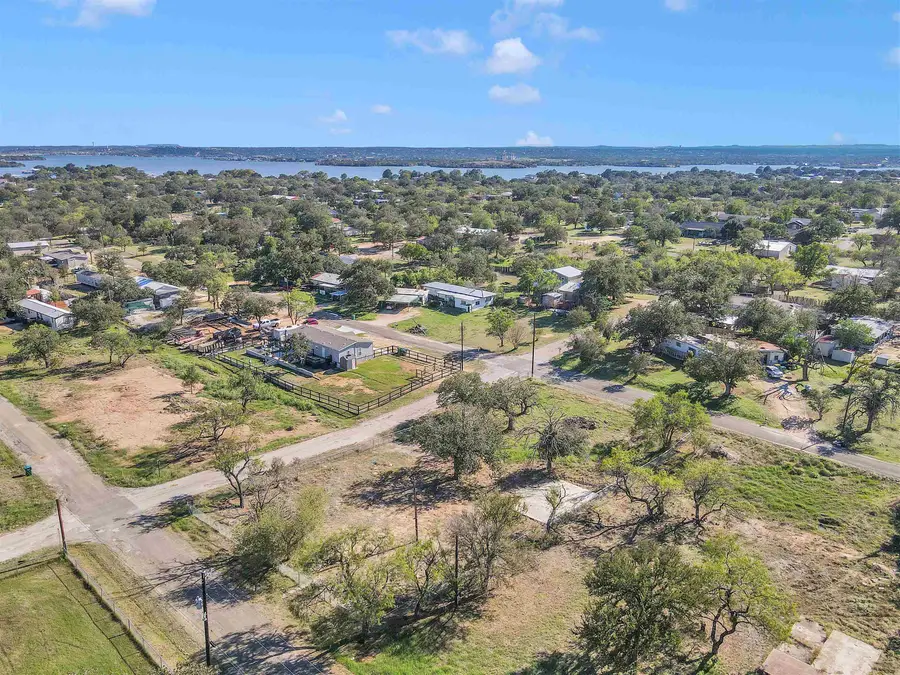 238 E Briar Street, Granite Shoals, TX 78654 - Image #2