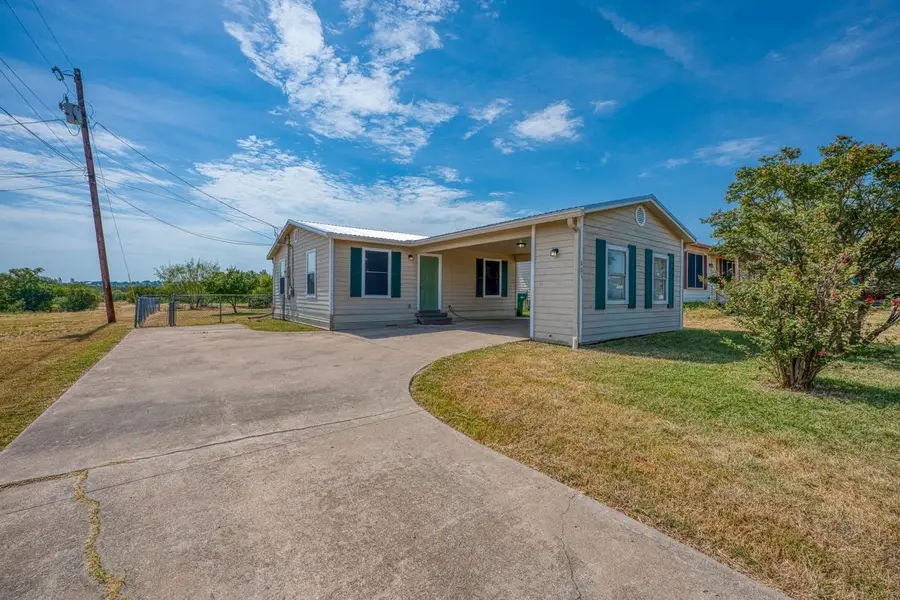 301 S Avenue S, Marble Falls, TX 78654 - Image #2