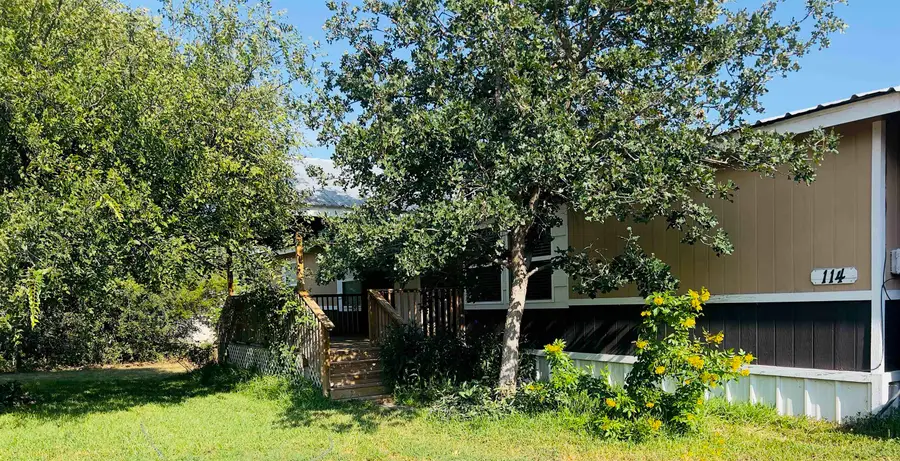 114 Lovers Lane, Kingsland, TX 78639 - Image #3