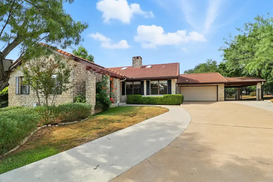 124 Teeoff, Horseshoe Bay, TX 78657 - Image #2