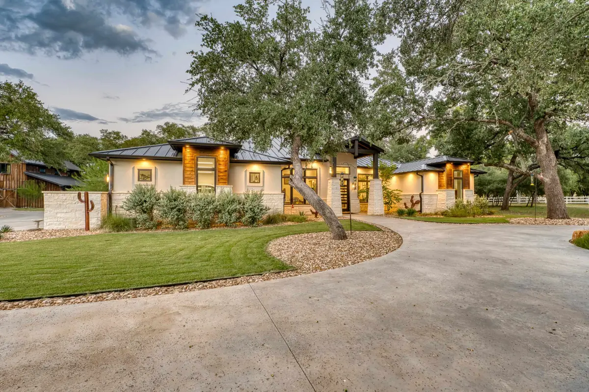 417 Haney Trace, Horseshoe Bay, TX 78657 - Image #1