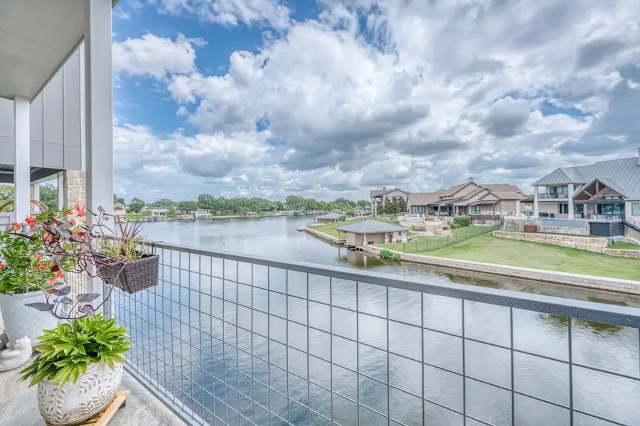 108 Island Circle, Kingsland, TX 78639 - Image #2
