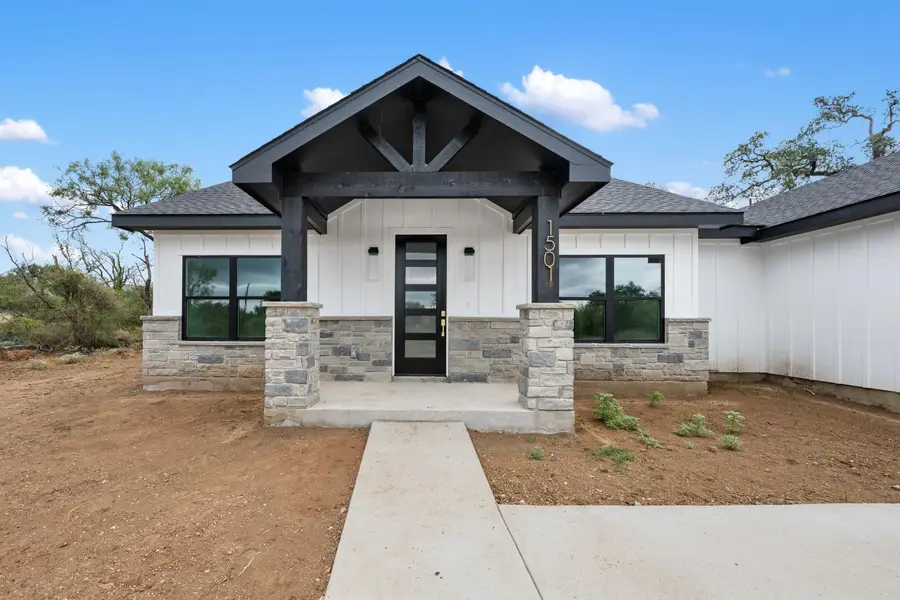 1501 Woodcrest Dr Drive, Granite Shoals, TX 78654 - Image #3