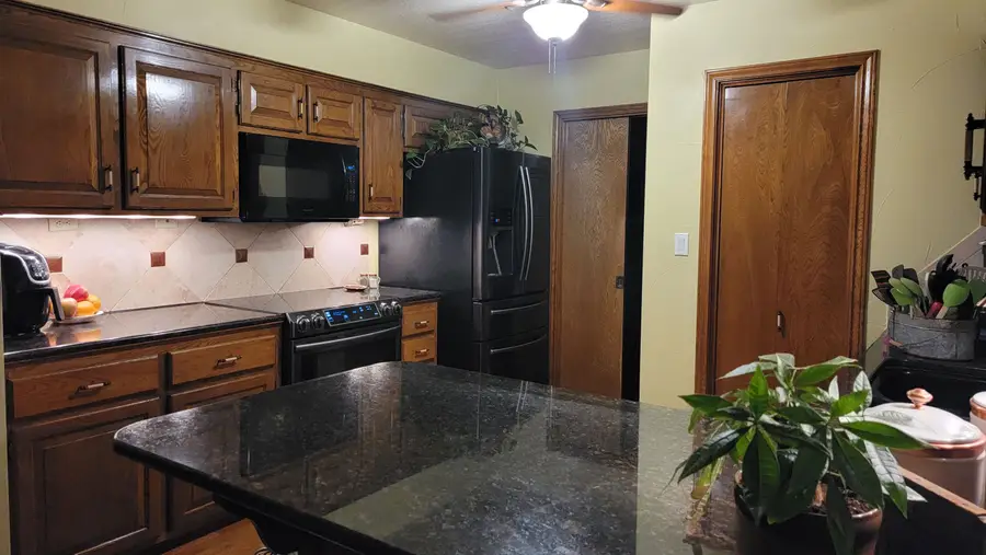 264 Turkey Run, Meadowlakes, TX 78654 - Image #2