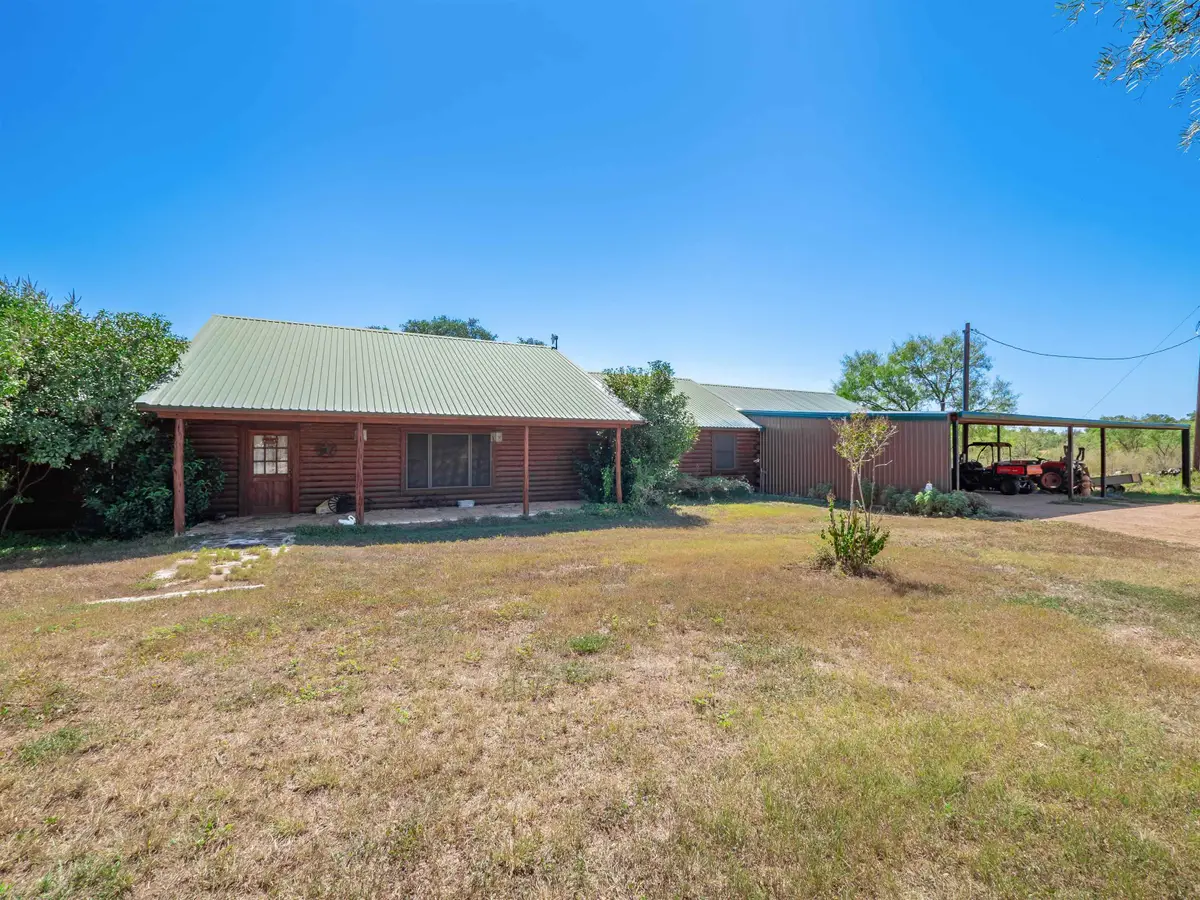 234 E Flag Creek Ranch Road, Llano, TX 78643 - Image #1