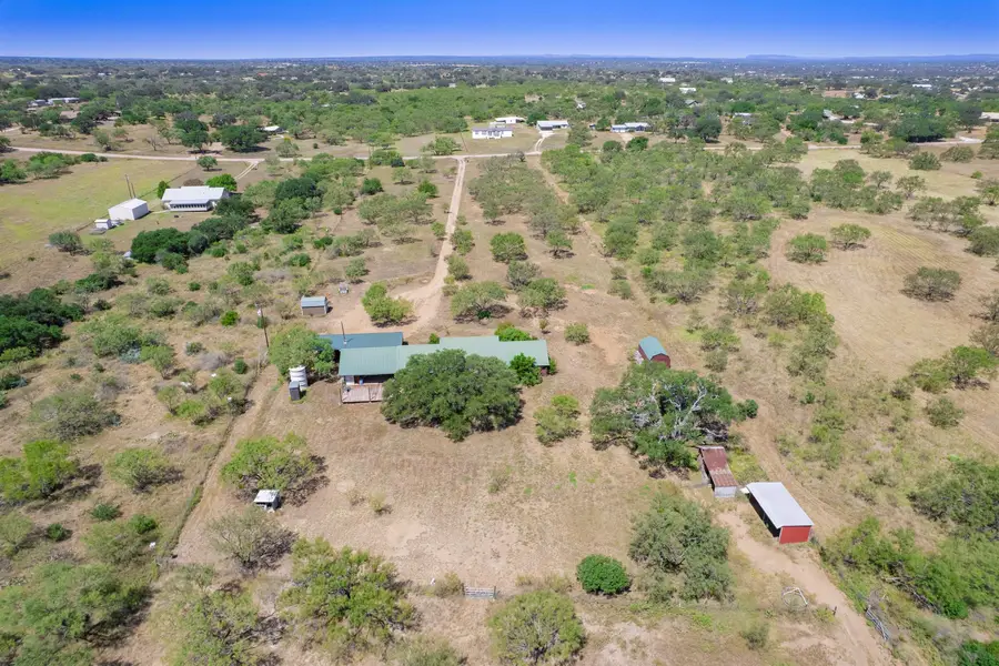 234 E Flag Creek Ranch Road, Llano, TX 78643 - Image #3