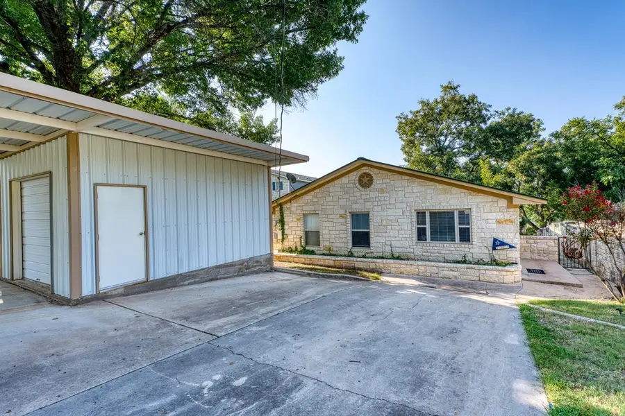 2000 & 1941 Williams Lakeshore, Kingsland, TX 78639 - Image #3