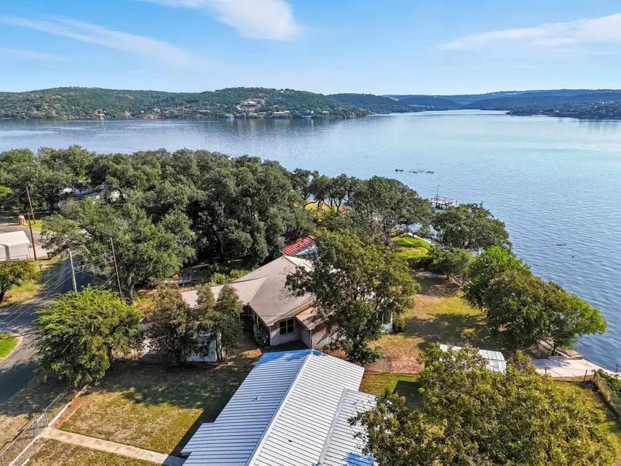 601 Lakeshore Loop, Tow, TX 78672 - Image #2