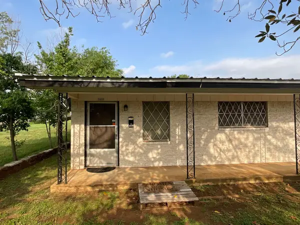 1609 Berry Street, Llano, TX 78643
