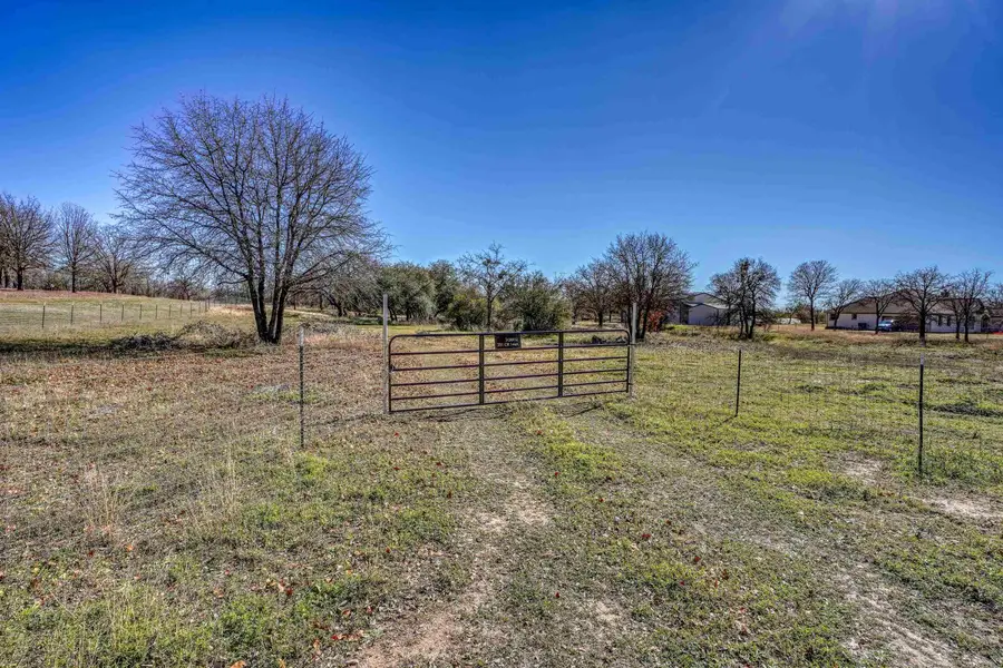 231 Cr 144a, Marble Falls, TX 78654 - Image #2