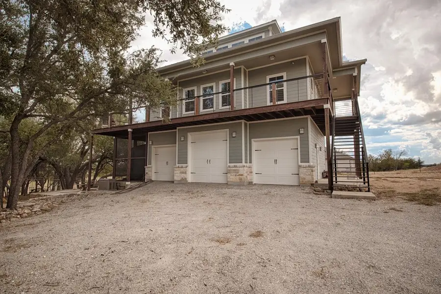 348 Chimney Cove Drive, Marble Falls, TX 78654 - Image #2