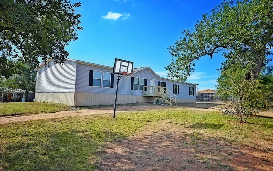 2216 Boxwood Circle, Kingsland, TX 78639 - Image #3