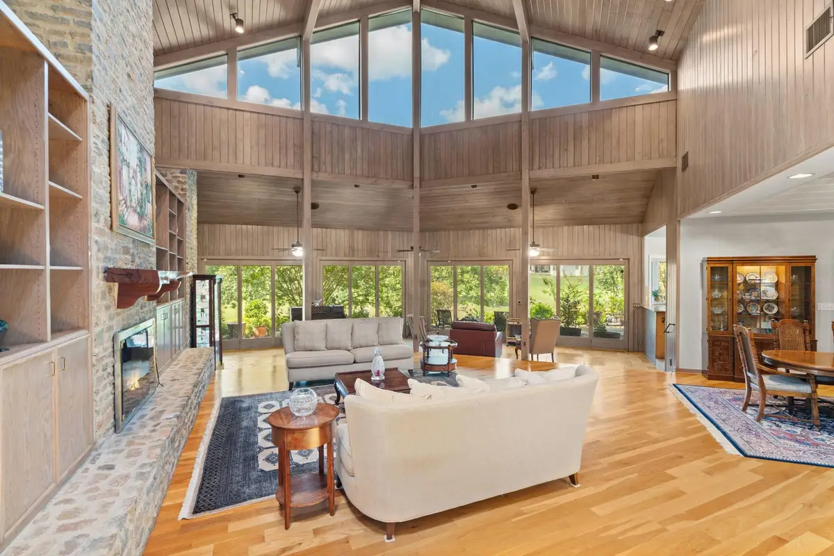 100 Silver Spur, Horseshoe Bay, TX 78657 - Image #1