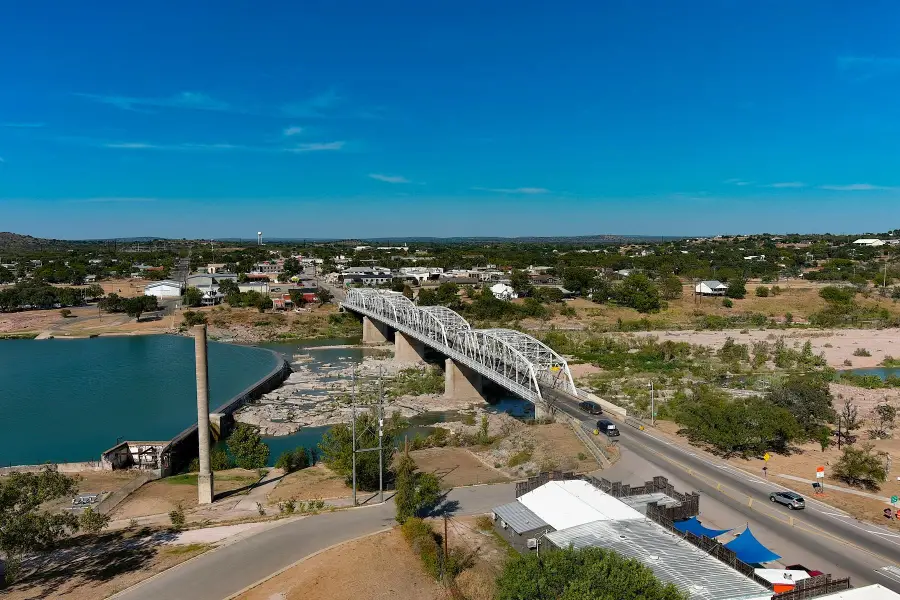 608 E Luce, Llano, TX 78643 - Image #3