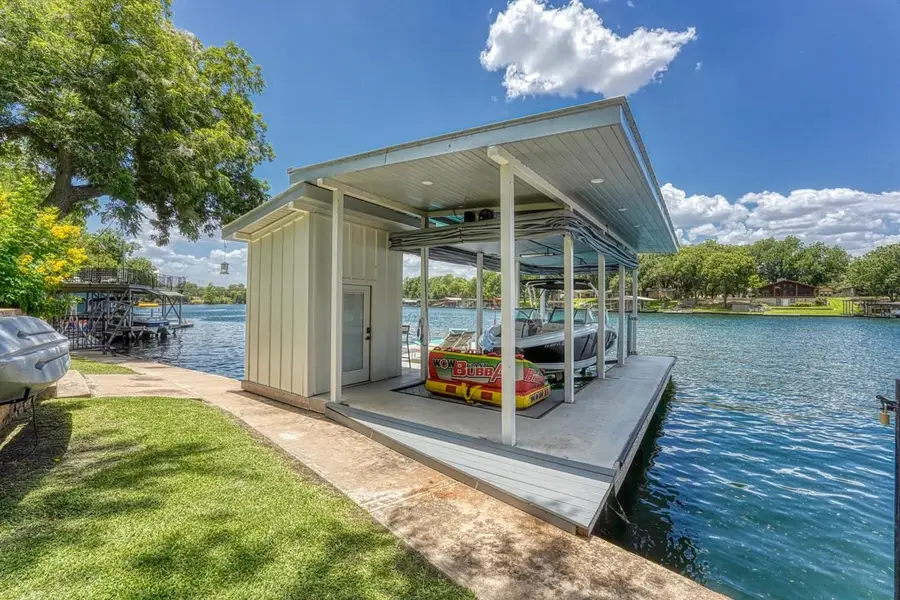 1304 S Lakeside Dr., Burnet, TX 78611 - Image #2